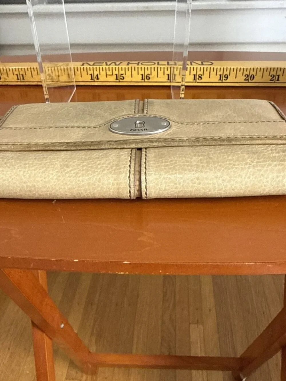 FOSSIL Maddox Taupe Leather Trifold Flap Clutch Wallet Organizer